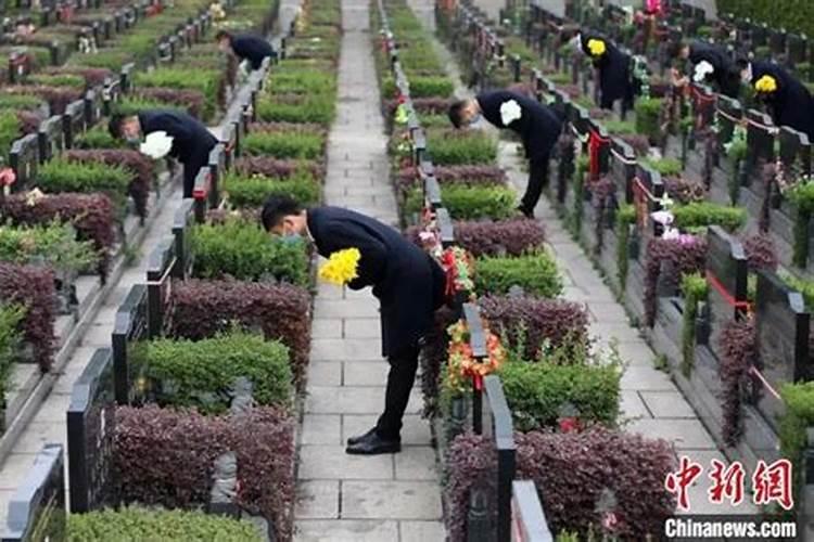 中元节怎么供奉亲人财神