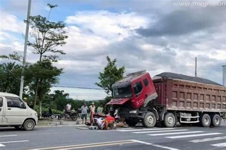 没怀孕梦到自己流产了胚胎掉下来