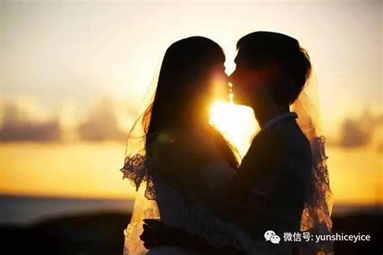 做梦梦见老公吵架闹离婚