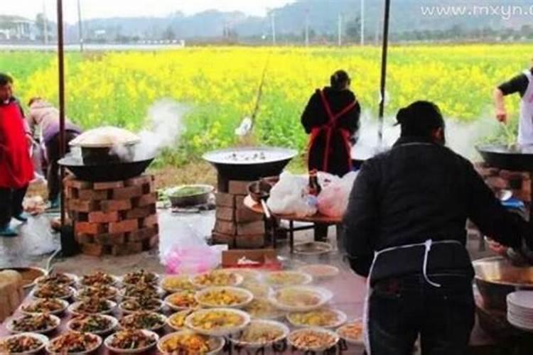 已婚妇女梦见自己结婚办酒席