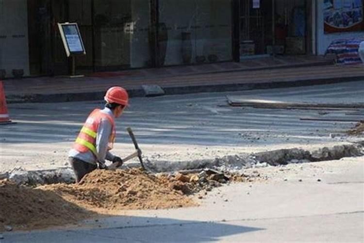 梦见修路完工了啥意思