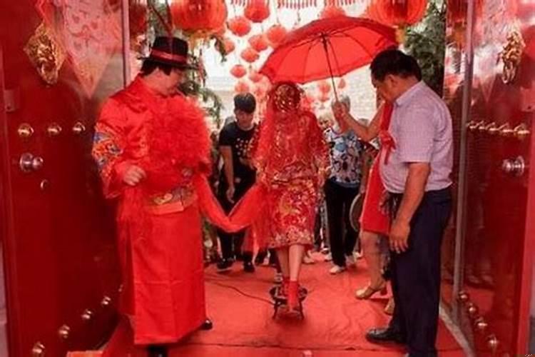 属猪和属马的婚姻相配吗女人能结婚吗