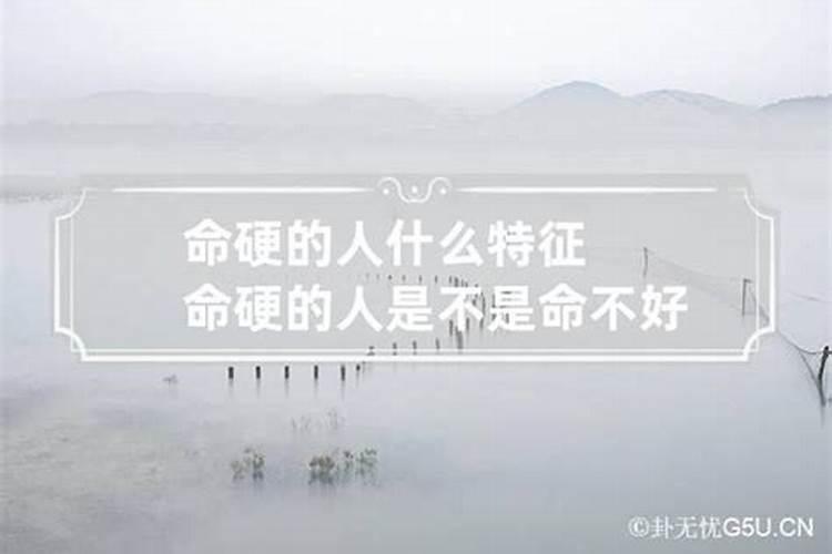 梦到漂亮衣服无法取舍