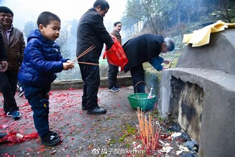 正月初一上山祭祖吗