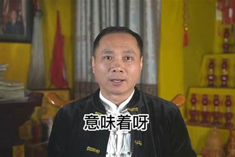 离异单身女梦到前夫