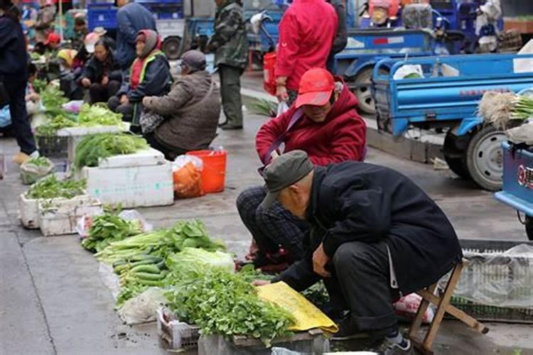 梦见卖菜有人抢是什么意思