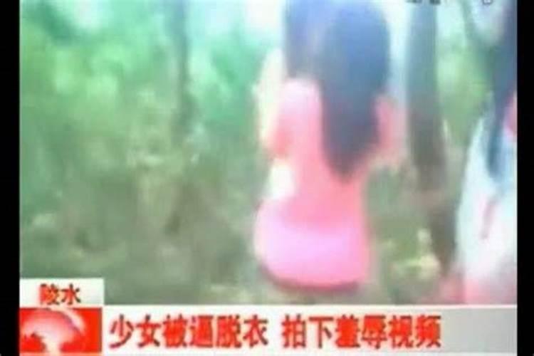 梦见看到一个特别漂亮的女人裸身