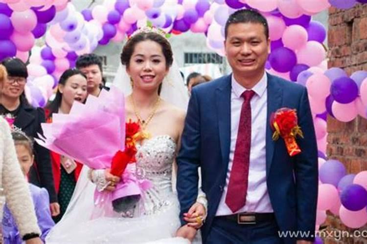 梦见表弟结婚了然后逃婚