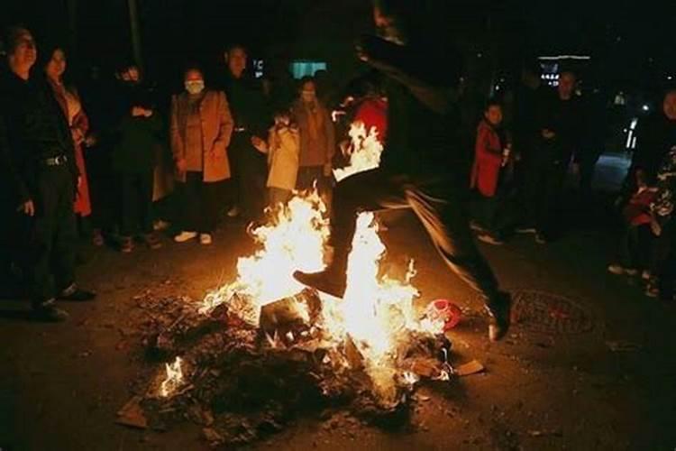 多次梦到同一个女人出轨怎么回事