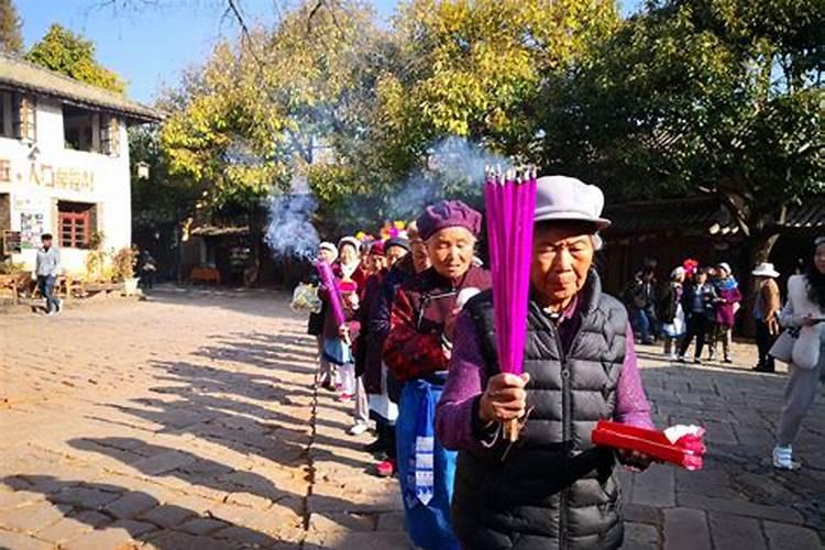 梦到女同学和别人谈恋爱