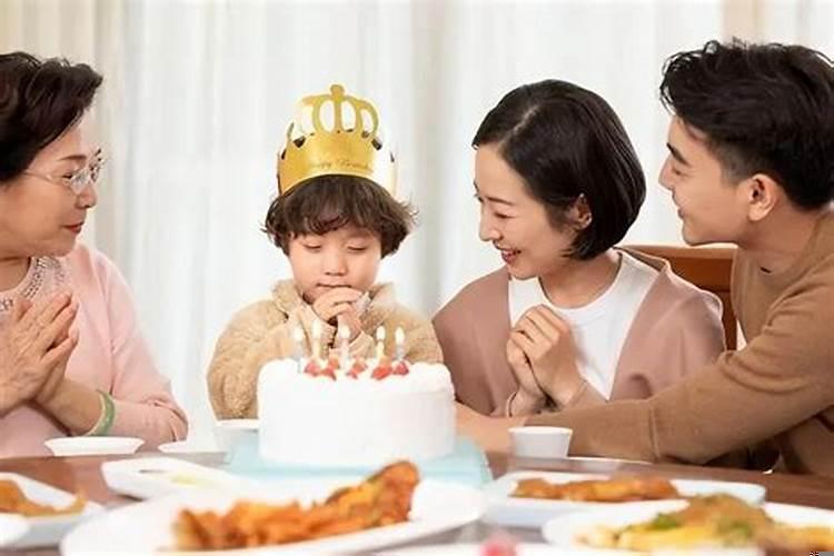 孩子生日应该过阳历还是农历