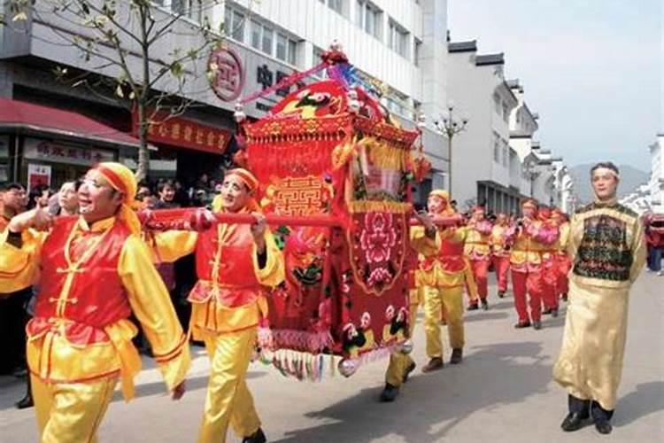 梦到抬花轿有什么意思